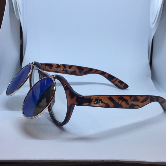 Robin Ruth ‘Cha Cha’ Leopard Sunglasses - Picture 3 of 3